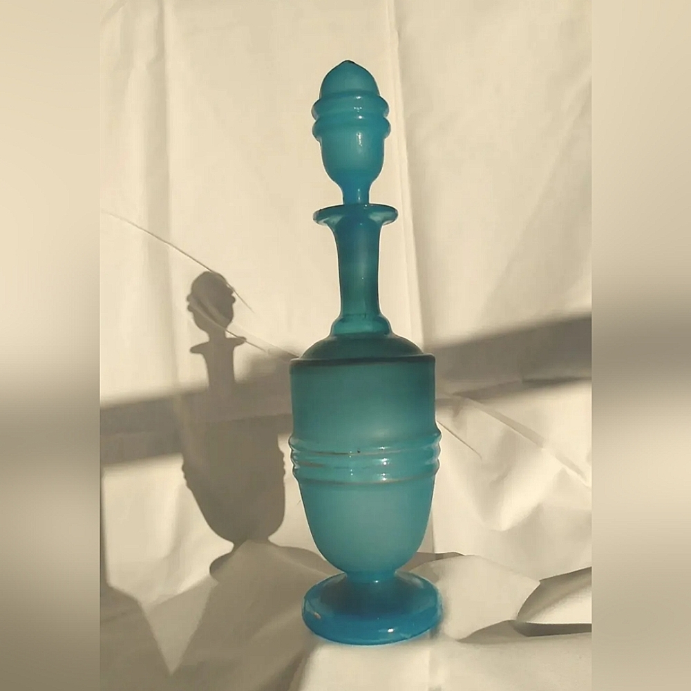 Antique 1800s Blue Hand Blown Glass Liquor Decanter Bottle w/ Stopper